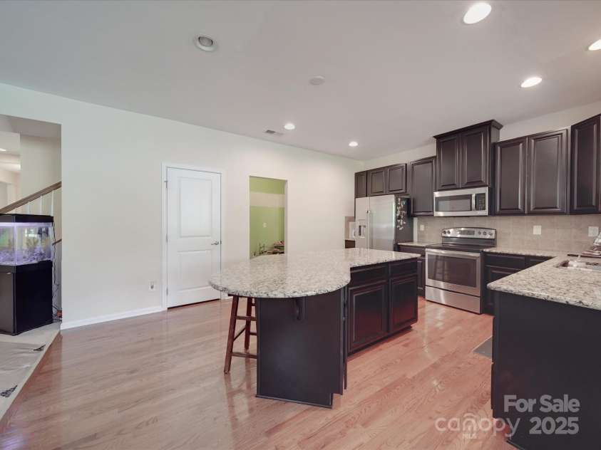 848 Wingthorn Rose Drive, Gastonia, NC 28056.  MLS# CAR4242063, YatesRealty ID 13807. 