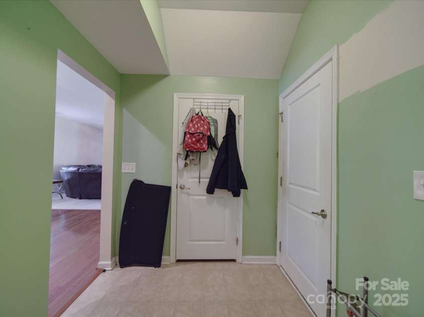 848 Wingthorn Rose Drive, Gastonia, NC 28056.  MLS# CAR4242063, YatesRealty ID 13807. 