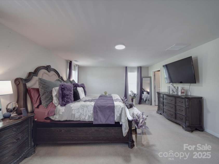 848 Wingthorn Rose Drive, Gastonia, NC 28056.  MLS# CAR4242063, YatesRealty ID 13807. 