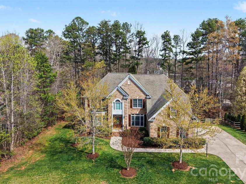 4111 Harmattan Drive, Denver, NC 28037.  MLS# CAR4358146, YatesRealty ID 13808. 