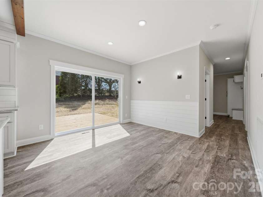 1007 Hibriten Drive, Lenoir, NC 28645.  MLS# CAR4365297, YatesRealty ID 13809. 