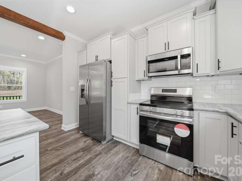 1007 Hibriten Drive, Lenoir, NC 28645.  MLS# CAR4365297, YatesRealty ID 13809. 