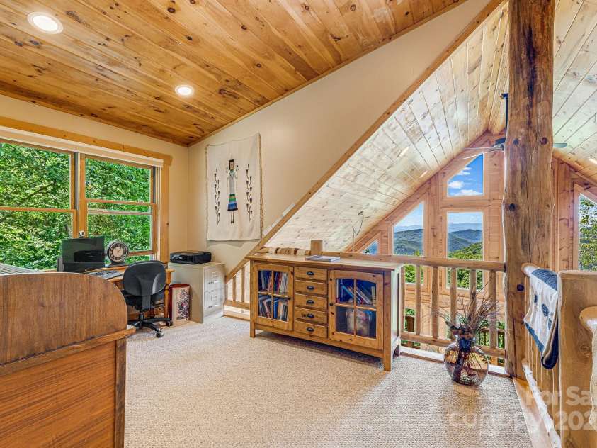75 Donica View, Swannanoa, NC 28778.  MLS# CAR4252068, YatesRealty ID 13809. 