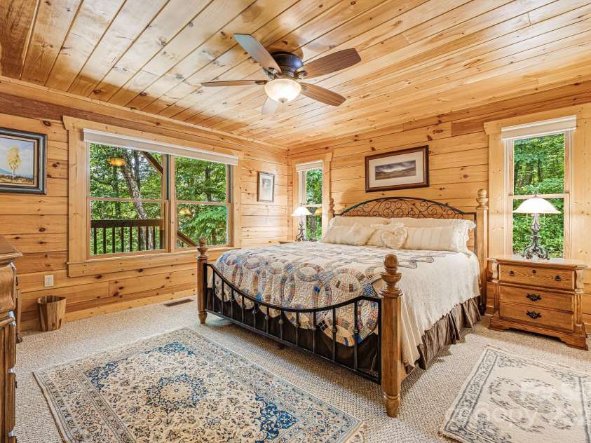 75 Donica View, Swannanoa, NC 28778.  MLS# CAR4252068, YatesRealty ID 13809. 