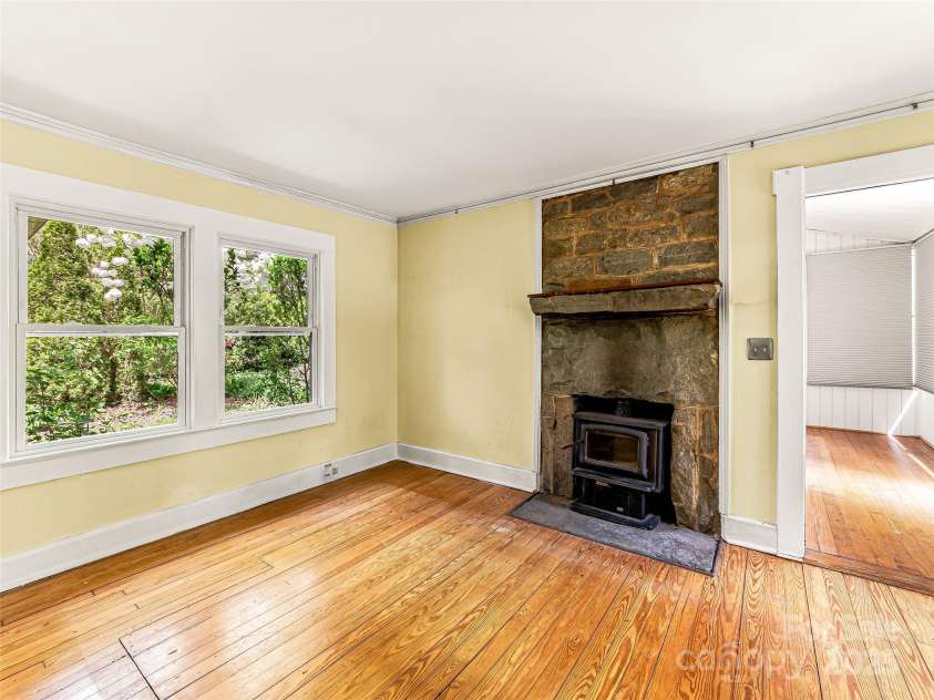 112 Charles Street, Saluda, NC 28773.  MLS# CAR4251531, YatesRealty ID 13810. 