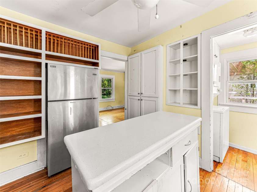 112 Charles Street, Saluda, NC 28773.  MLS# CAR4251531, YatesRealty ID 13810. 