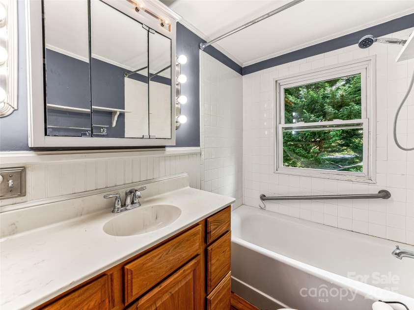 112 Charles Street, Saluda, NC 28773.  MLS# CAR4251531, YatesRealty ID 13810. 