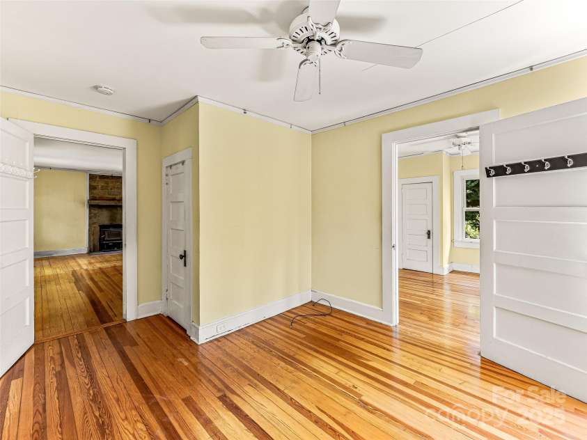 112 Charles Street, Saluda, NC 28773.  MLS# CAR4251531, YatesRealty ID 13810. 