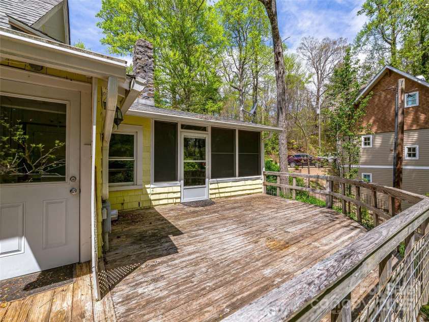 112 Charles Street, Saluda, NC 28773.  MLS# CAR4251531, YatesRealty ID 13810. 