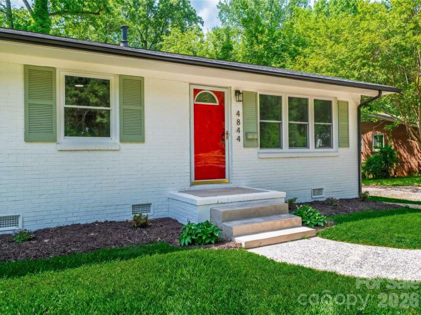 4844 Hidden Valley Road, Charlotte, NC 28213.  MLS# CAR4370893, YatesRealty ID 13810. 
