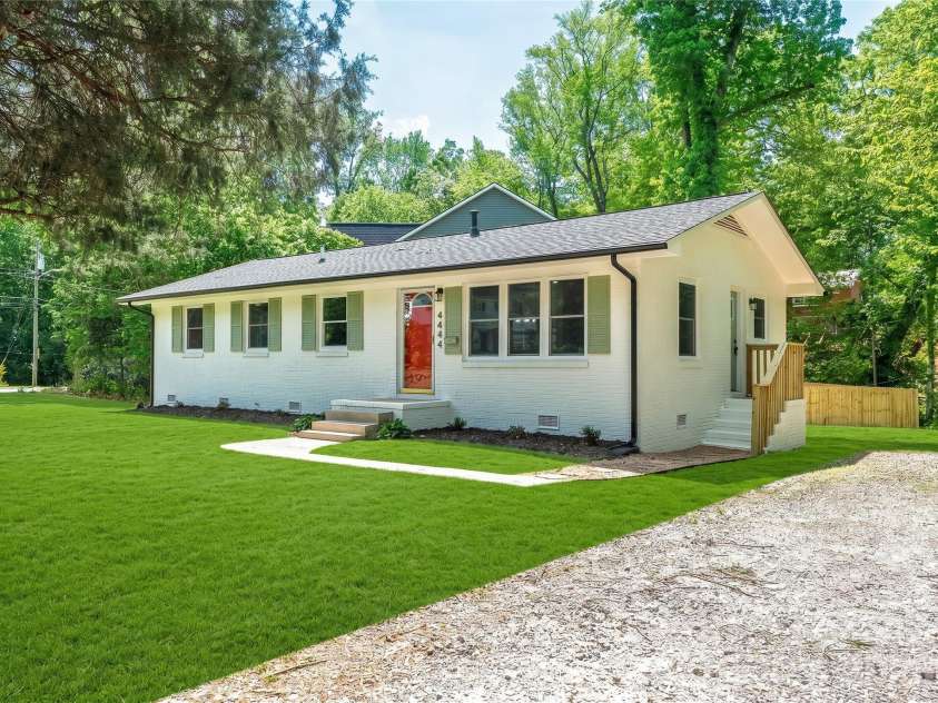 4844 Hidden Valley Road, Charlotte, NC 28213.  MLS# CAR4370893, YatesRealty ID 13810. 