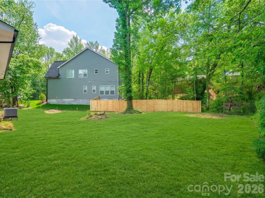 4844 Hidden Valley Road, Charlotte, NC 28213.  MLS# CAR4370893, YatesRealty ID 13810. 