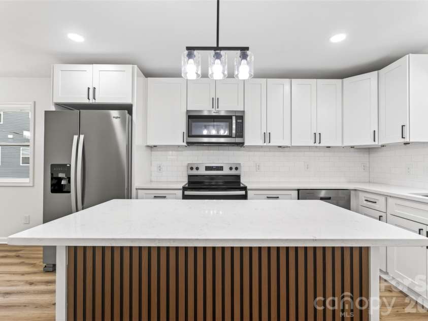 4844 Hidden Valley Road, Charlotte, NC 28213.  MLS# CAR4370893, YatesRealty ID 13810. 
