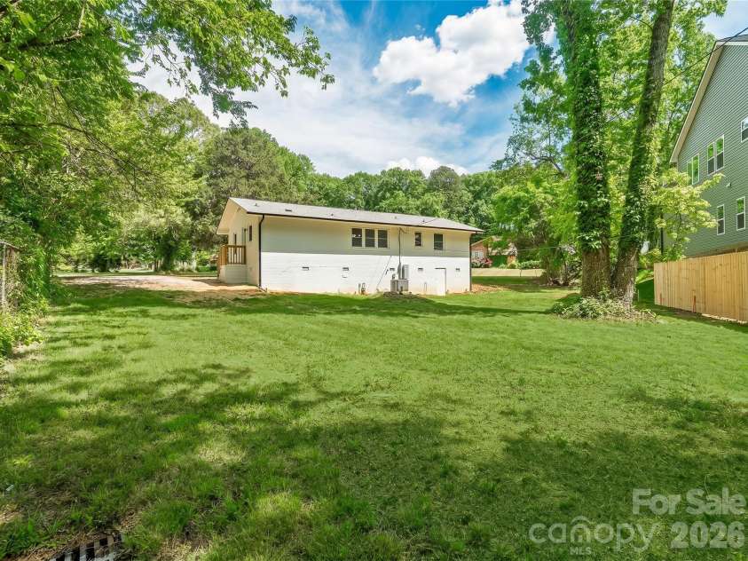 4844 Hidden Valley Road, Charlotte, NC 28213.  MLS# CAR4370893, YatesRealty ID 13810. Backyard