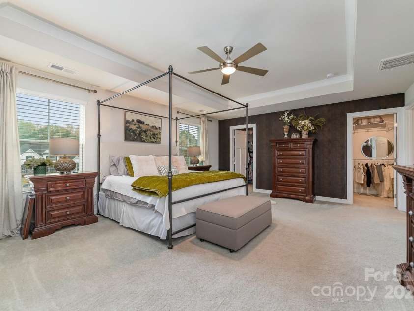 4660 Ardmore Lane, Harrisburg, NC 28075.  MLS# CAR4232846, YatesRealty ID 13811. Primary suite