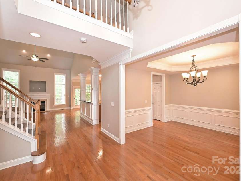427 Pinnacle Lane, Huntersville, NC 28078.  MLS# CAR4252697, YatesRealty ID 13812. 