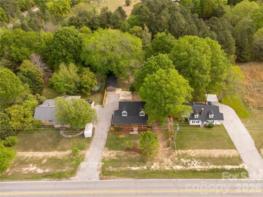 2425 Kershaw Camden Highway, Lancaster, SC 29720.  MLS# CAR4330831, YatesRealty ID 13813. 