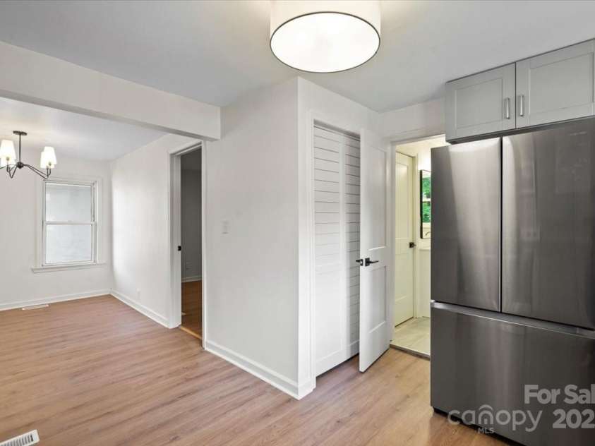 300 Ervin Avenue, Newton, NC 28658.  MLS# CAR4247888, YatesRealty ID 13814. 