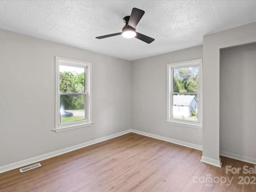 300 Ervin Avenue, Newton, NC 28658.  MLS# CAR4247888, YatesRealty ID 13814. Bedroom