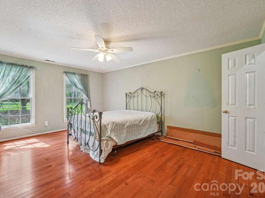 630 Burrington Court, Gastonia, NC 28054.  MLS# CAR4349115, YatesRealty ID 13814. 