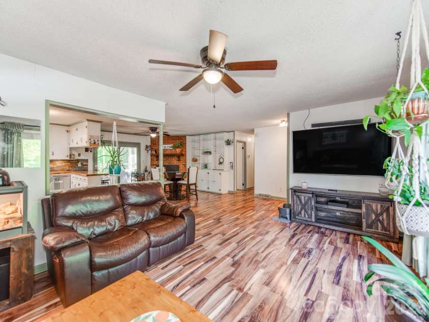 235 Central Heights Drive, Concord, NC 28025.  MLS# CAR4367935, YatesRealty ID 13815. 