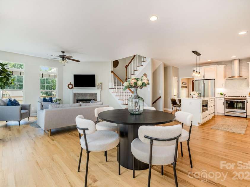 2845 Lakefront Drive, Belmont, NC 28012.  MLS# CAR4257330, YatesRealty ID 13815. 