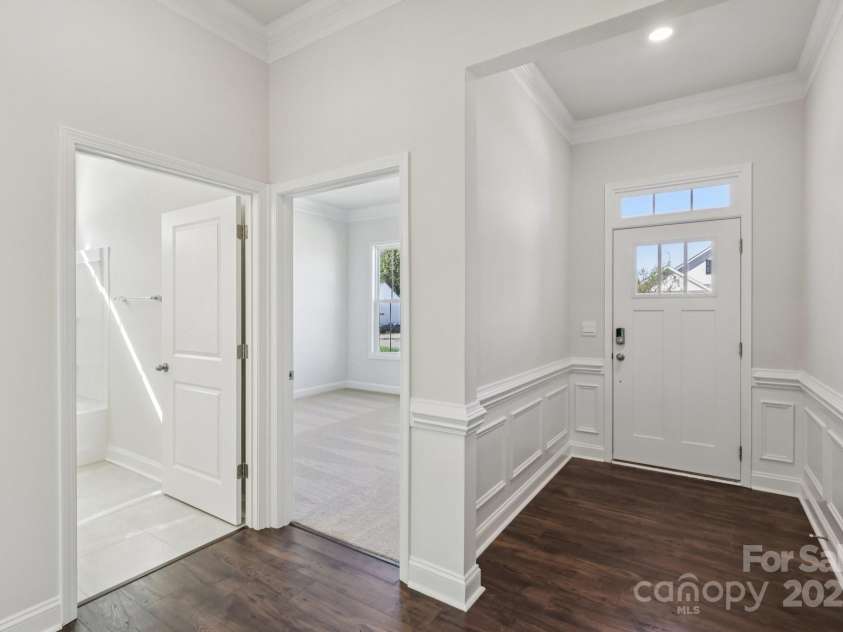 505 York Road, Troutman, NC 28166.  MLS# CAR4260255, YatesRealty ID 13818. 