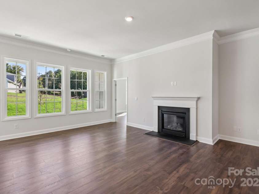 505 York Road, Troutman, NC 28166.  MLS# CAR4260255, YatesRealty ID 13818. 