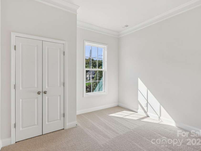 505 York Road, Troutman, NC 28166.  MLS# CAR4260255, YatesRealty ID 13818. 