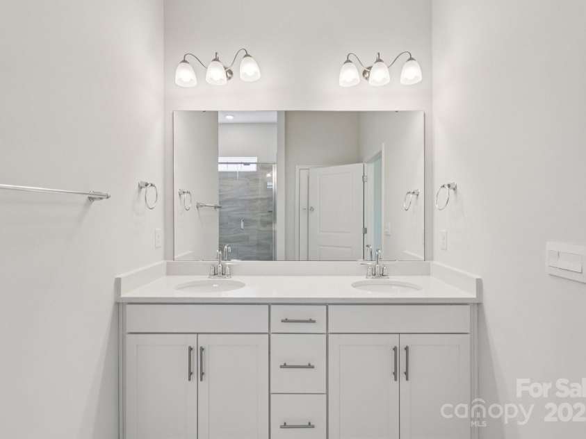 505 York Road, Troutman, NC 28166.  MLS# CAR4260255, YatesRealty ID 13818. 