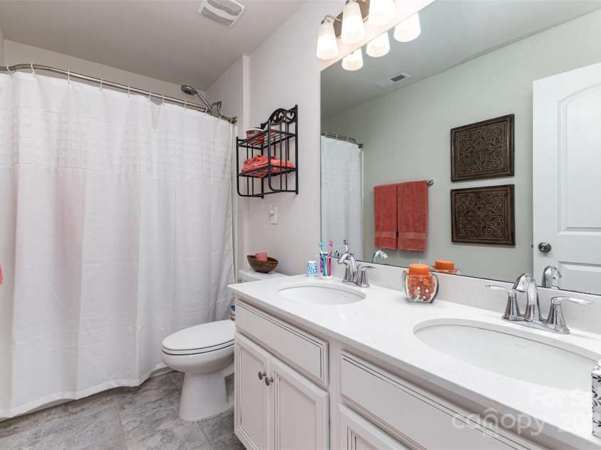 126 Morehouse Avenue, Mooresville, NC 28117.  MLS# CAR4271679, YatesRealty ID 13821. Bathroom 3