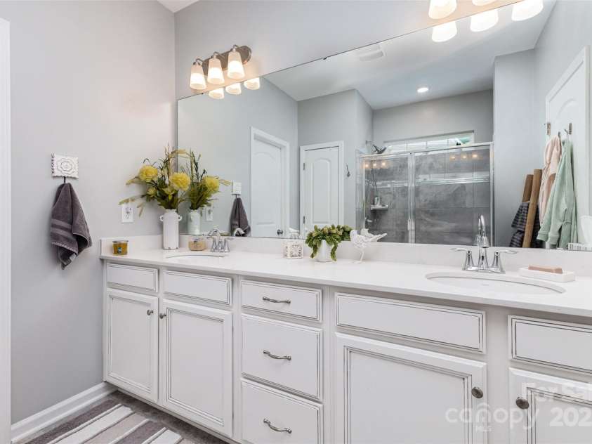 126 Morehouse Avenue, Mooresville, NC 28117.  MLS# CAR4271679, YatesRealty ID 13821. Primary Bathroom
