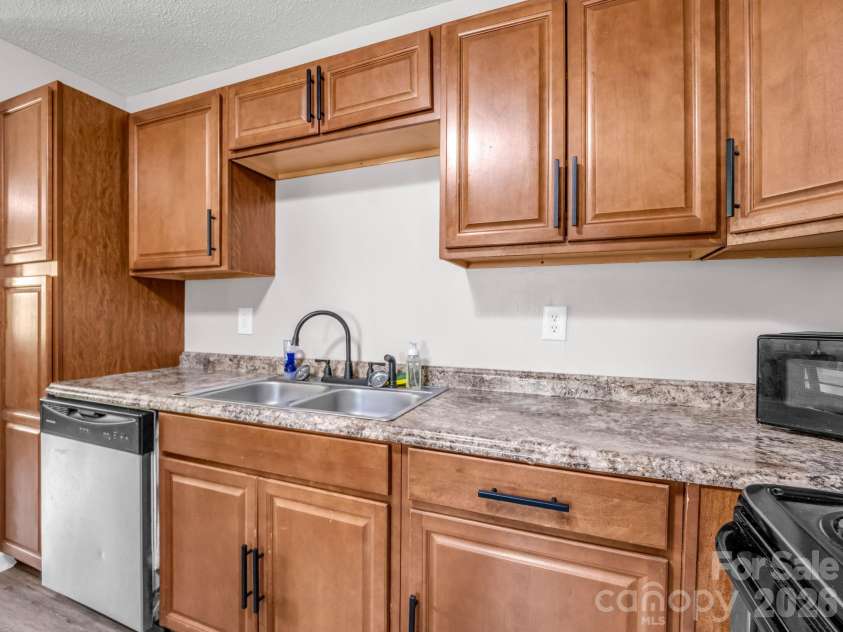131 Winchester Drive, Ellenboro, NC 28040.  MLS# CAR4370368, YatesRealty ID 13821. 