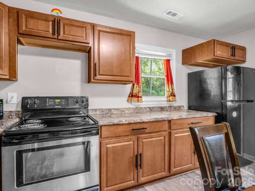 131 Winchester Drive, Ellenboro, NC 28040.  MLS# CAR4370368, YatesRealty ID 13821. 
