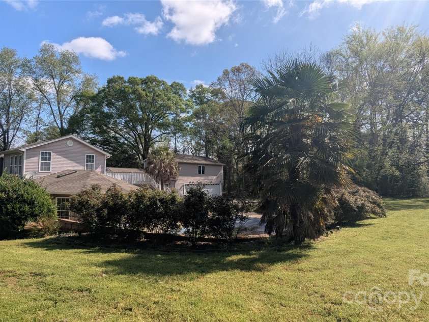 1404 Oakdale Road, Rock Hill, SC 29730.  MLS# CAR4245874, YatesRealty ID 13822. 