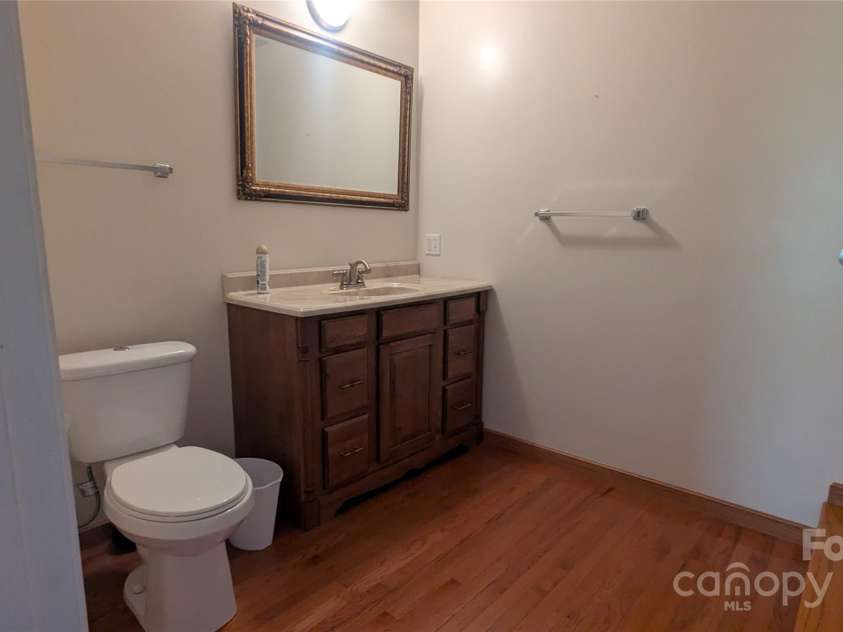 1404 Oakdale Road, Rock Hill, SC 29730.  MLS# CAR4245874, YatesRealty ID 13822. 
