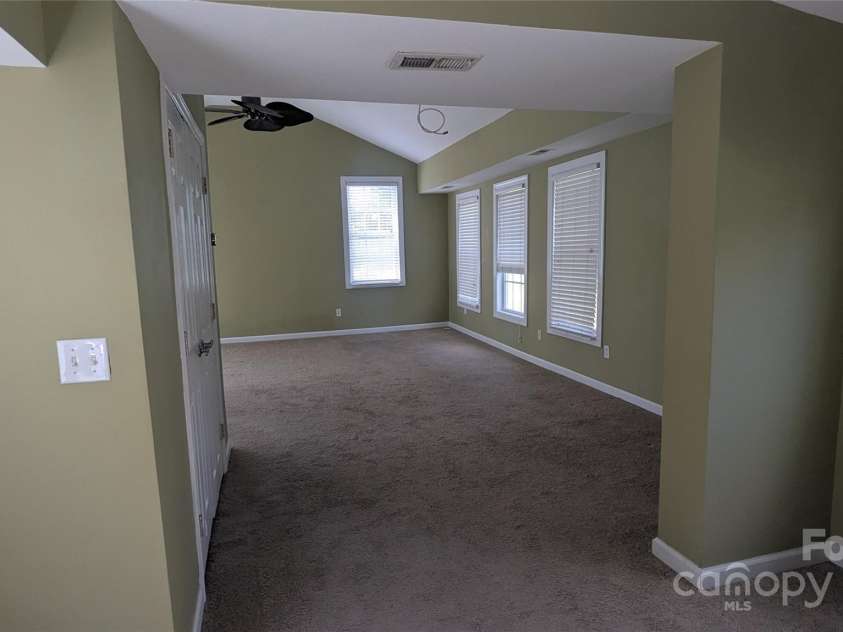 1404 Oakdale Road, Rock Hill, SC 29730.  MLS# CAR4245874, YatesRealty ID 13822. 