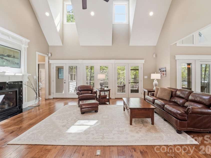 2370 Valelake Road, York, SC 29745.  MLS# CAR4366259, YatesRealty ID 13823. 