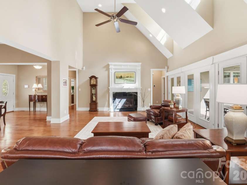 2370 Valelake Road, York, SC 29745.  MLS# CAR4366259, YatesRealty ID 13823. 