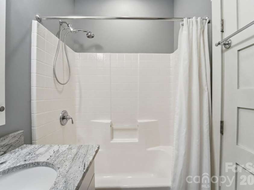 2370 Valelake Road, York, SC 29745.  MLS# CAR4366259, YatesRealty ID 13823. 