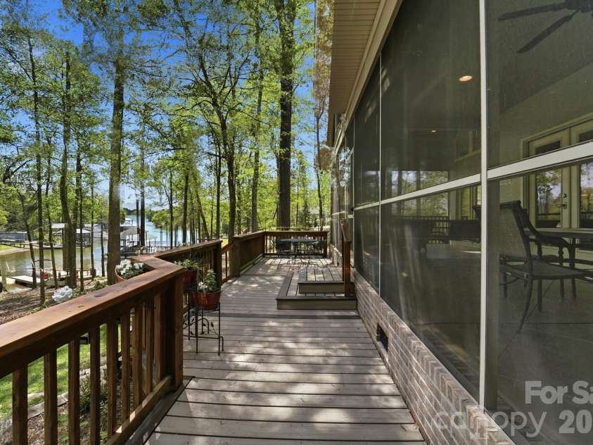 2370 Valelake Road, York, SC 29745.  MLS# CAR4366259, YatesRealty ID 13823. 