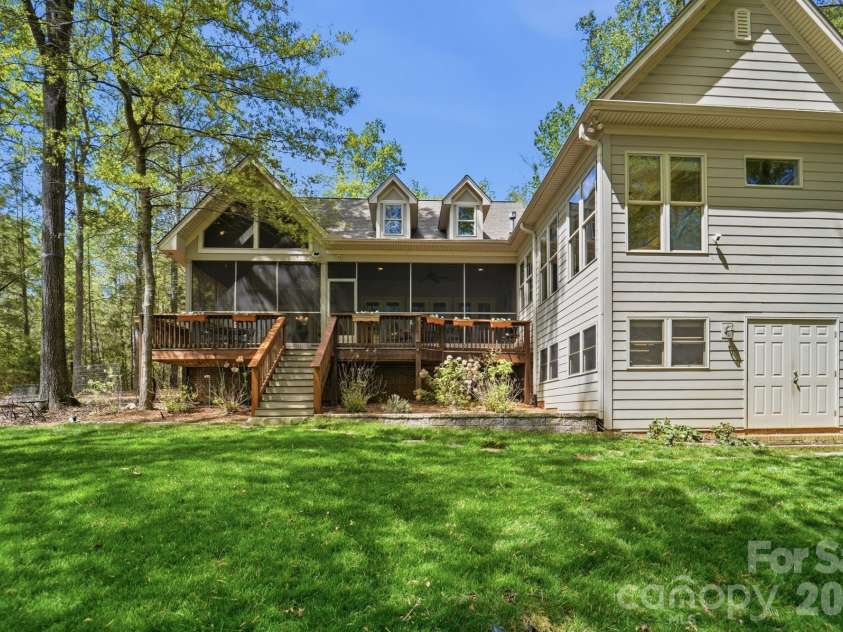 2370 Valelake Road, York, SC 29745.  MLS# CAR4366259, YatesRealty ID 13823. 