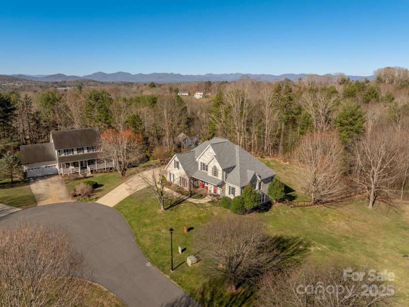 228 Forest Knoll Court, Weaverville, NC 28787.  MLS# CAR4233756, YatesRealty ID 13824. 