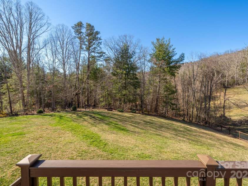 228 Forest Knoll Court, Weaverville, NC 28787.  MLS# CAR4233756, YatesRealty ID 13824. 