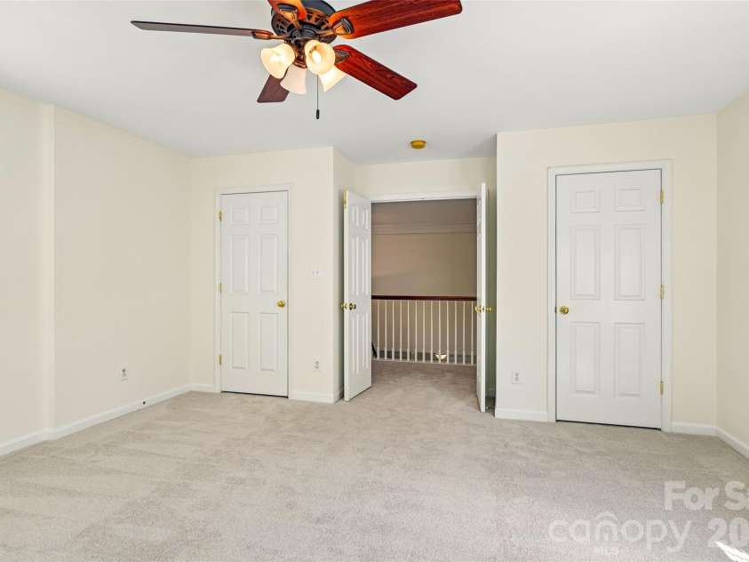 10826 Persimmon Creek Drive, Mint Hill, NC 28227.  MLS# CAR4368571, YatesRealty ID 13825. 