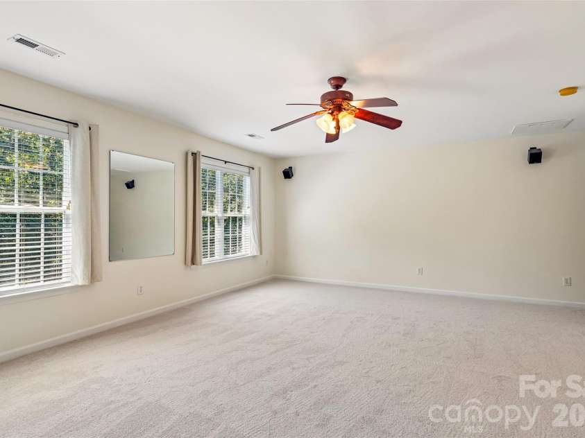 10826 Persimmon Creek Drive, Mint Hill, NC 28227.  MLS# CAR4368571, YatesRealty ID 13825. 