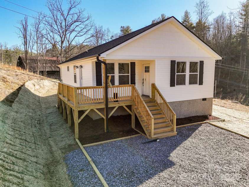 701 Old Mars Hill Highway, Weaverville, NC 28787.  MLS# CAR4224385, YatesRealty ID 13825. 