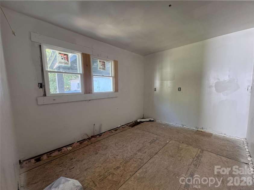 307 Ervin Drive, Cherryville, NC 28021.  MLS# CAR4371227, YatesRealty ID 13826. 