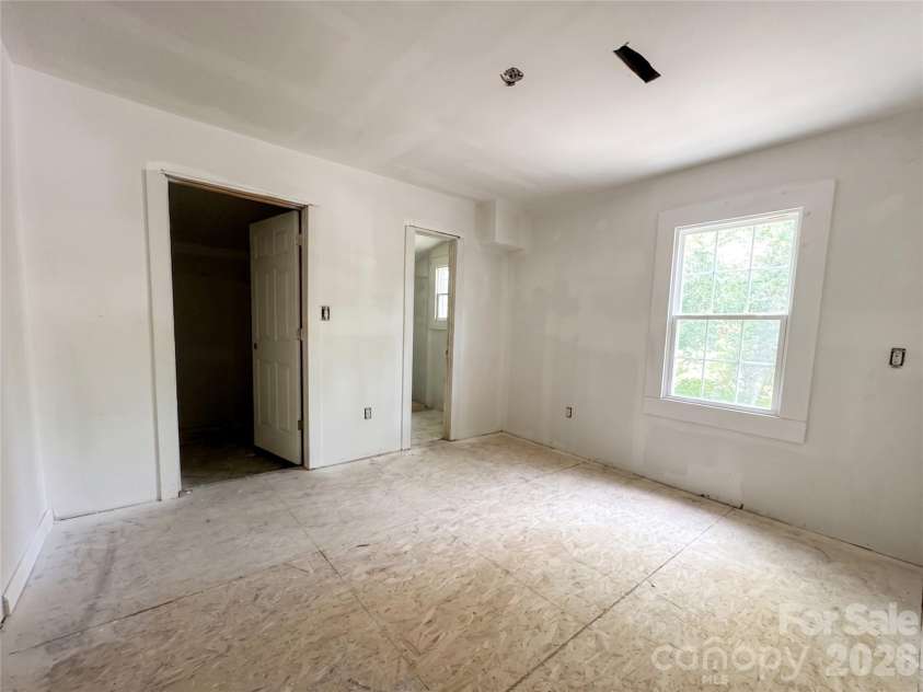 307 Ervin Drive, Cherryville, NC 28021.  MLS# CAR4371227, YatesRealty ID 13826. 