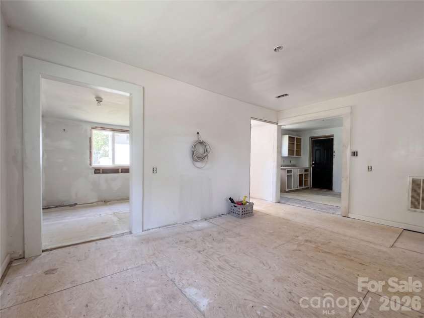 307 Ervin Drive, Cherryville, NC 28021.  MLS# CAR4371227, YatesRealty ID 13826. 